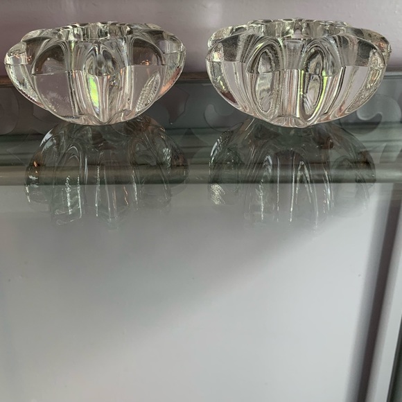 2 Heavy clear glass star flower candle holders 3 1/2” wide - Picture 8 of 8